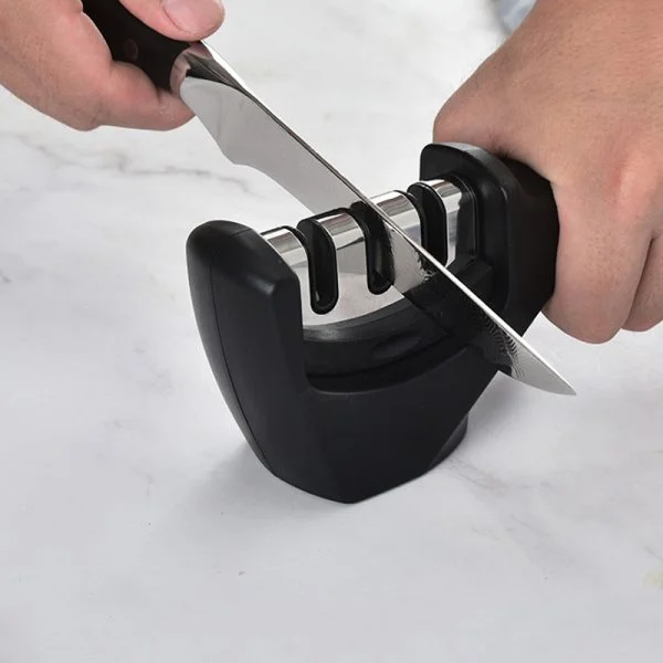 Afilador de cuchillos con 3 ranuras